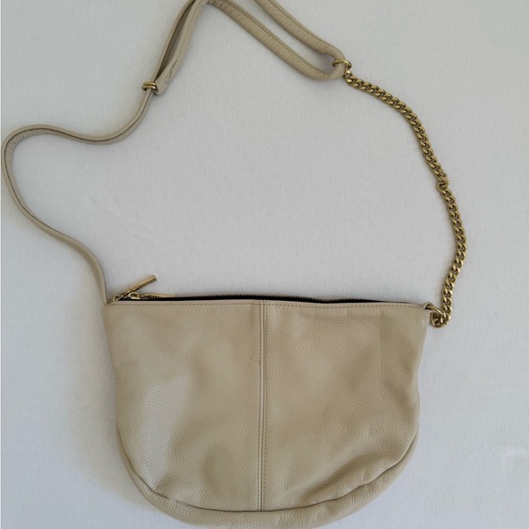 Opelle Creative Alma Baby Sling in Ivorine Pebbled - Picture 2 of 7